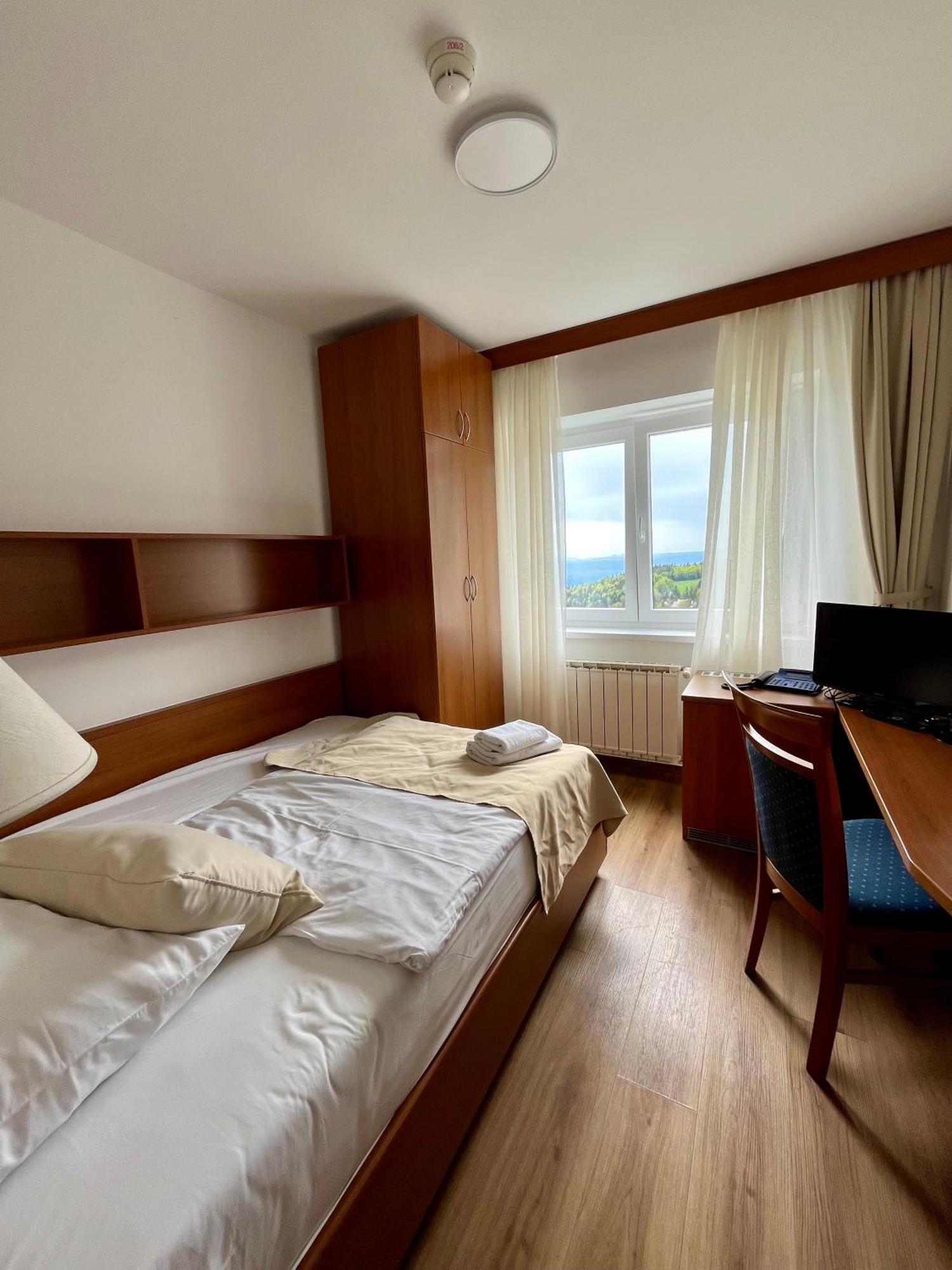 Hotel Tisa Pohorje 호코포호르예 외부 사진